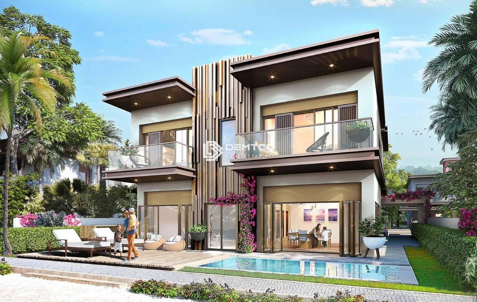 6 bed villa in damac lagoon nice at dubailand